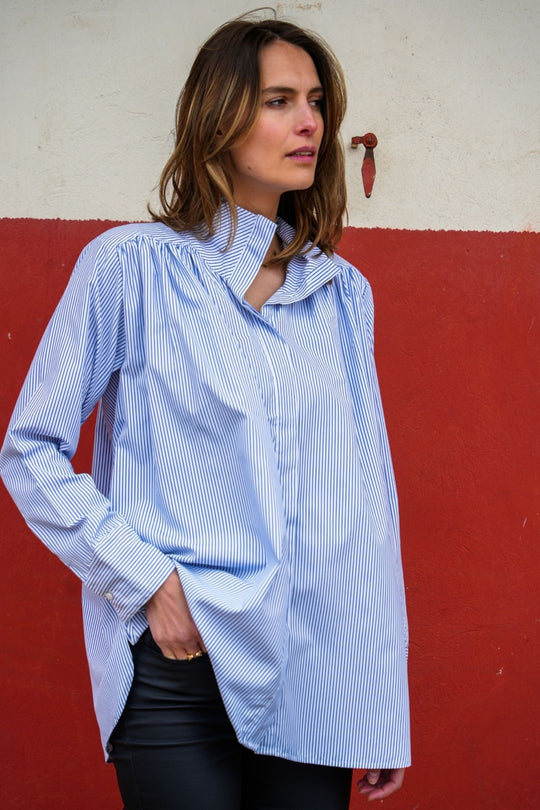 BLOUSE BRUNE 2