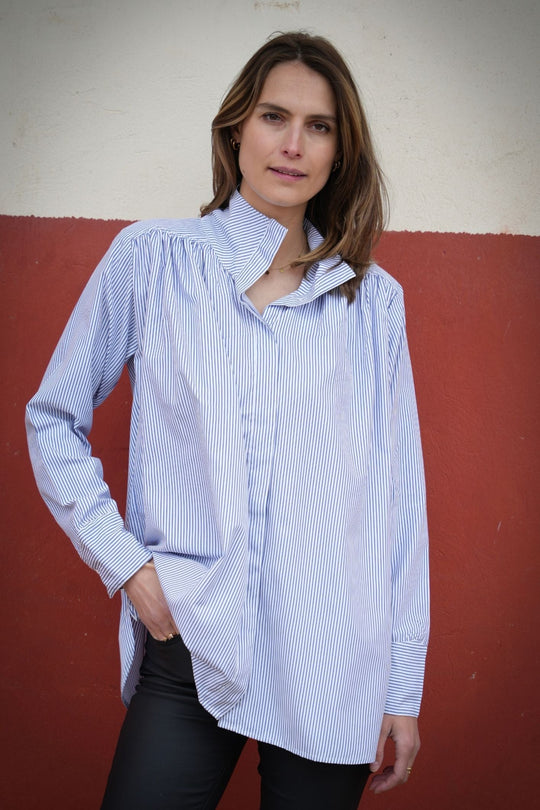 BLOUSE BRUNE 2